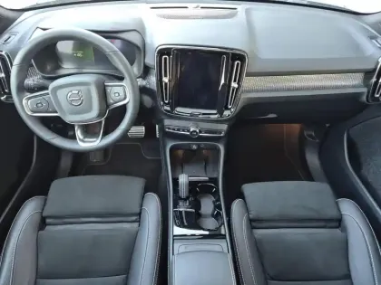 Photo 14 Volvo XC40  Recharge Twin AWD 408ch Pro EDT