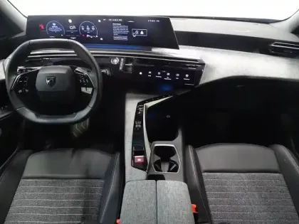 Photo 9 Peugeot 3008  1.2 Hybrid 145ch Allure e-DCS6