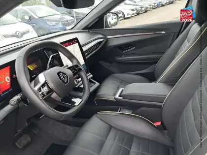 Photo 29 Renault Megane  E-Tech Electric 220ch Iconic autonomie confort -24