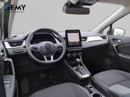 Photo 7 Renault Captur  E-Tech full hybrid 145