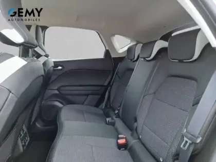 Photo 9 Renault Captur  E-Tech full hybrid 145