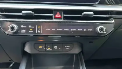 Photo 16 Kia Niro  1.6 GDi 138 ch HEV DCT6