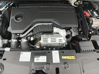 Photo 11 Peugeot 308  Hybrid 145 e-DCS6
