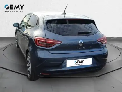 Photo 6 Renault Clio  E-Tech full hybrid 145