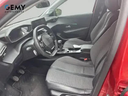 Photo 8 Peugeot 208  PureTech 100 S&S BVM6
