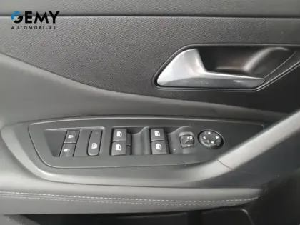 Photo 15 Peugeot 308  PHEV 180 e-EAT8