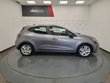 Photo 9 Renault Clio  E-Tech full hybrid 145 ch GSR2