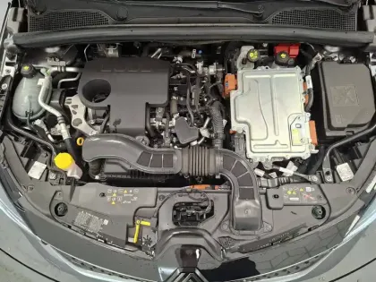 Photo 39 Renault Clio  E-Tech full hybrid 145 ch GSR2