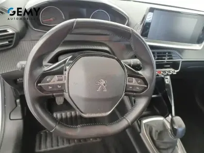 Photo 38 Peugeot 208  PureTech 75 S&S BVM5