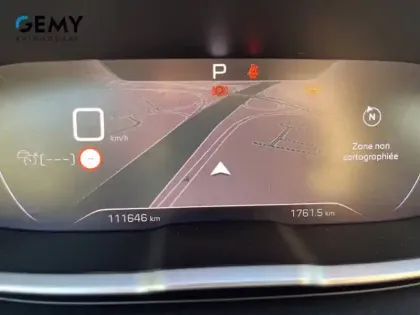 Photo 11 Peugeot 5008  Hybrid 136 e-DCS6