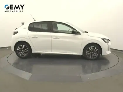 Photo 21 Peugeot 208  PureTech 100 S&S BVM6