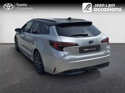 Photo 6 Toyota Corolla  Touring Sports Hybride 196ch