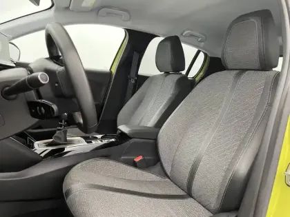 Photo 13 Peugeot 208  PureTech 100 S&S BVM6