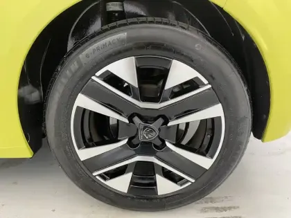 Photo 15 Peugeot 208  PureTech 100 S&S BVM6