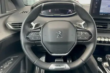 Photo 15 Peugeot 5008  PureTech 180ch S&S EAT8