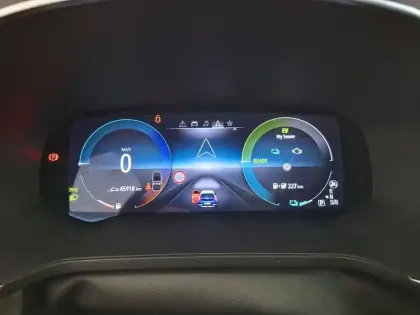 Photo 38 Renault Captur  E-Tech Plug-in 160