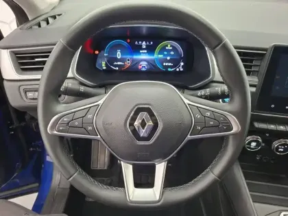 Photo 34 Renault Captur  E-Tech Plug-in 160