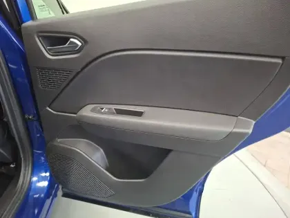 Photo 20 Renault Captur  E-Tech Plug-in 160