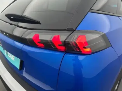 Photo 40 Peugeot 2008  BlueHDi 110 S&S BVM6
