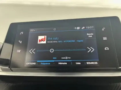 Photo 46 Peugeot 2008  BlueHDi 110 S&S BVM6