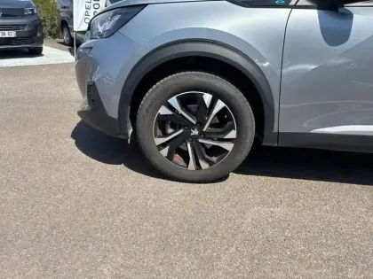 Photo 12 Peugeot 2008  Electrique 136 ch