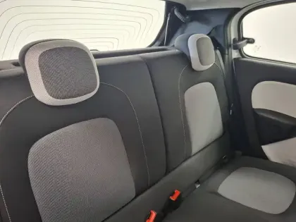 Photo 24 Renault Twingo  III E-Tech