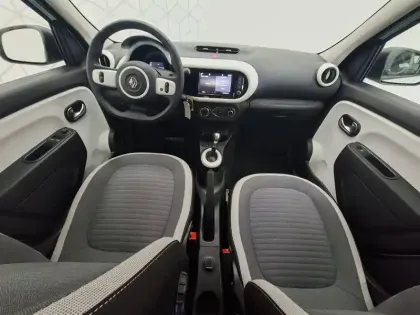 Photo 25 Renault Twingo  III E-Tech