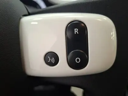 Photo 33 Renault Twingo  III E-Tech