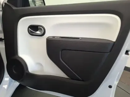 Photo 20 Renault Twingo  III E-Tech
