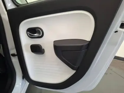 Photo 19 Renault Twingo  III E-Tech