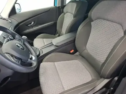 Photo 11 Renault Scenic  TCe 140 FAP EDC - 21