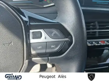 Photo 16 Peugeot 2008  Electrique 136 ch
