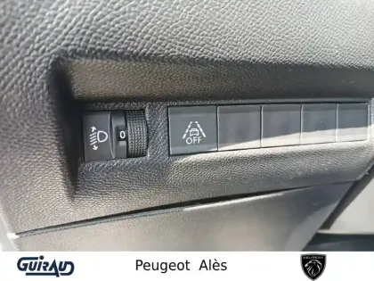 Photo 15 Peugeot 2008  Electrique 136 ch