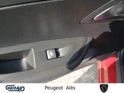 Photo 13 Peugeot 2008  Electrique 136 ch