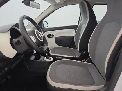 Photo 85 Renault Twingo  III E-Tech