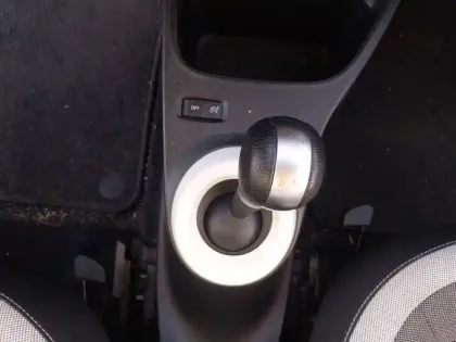 Photo 12 Renault Twingo  III E-Tech