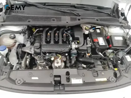 Photo 11 Peugeot 208  PureTech 75 S&S BVM5
