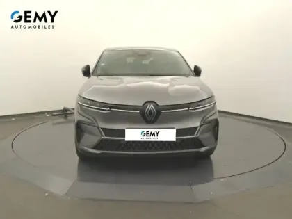 Photo 16 Renault Megane  E-Tech EV60 220 ch super charge
