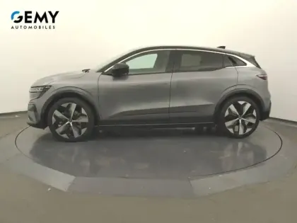 Photo 33 Renault Megane  E-Tech EV60 220 ch super charge