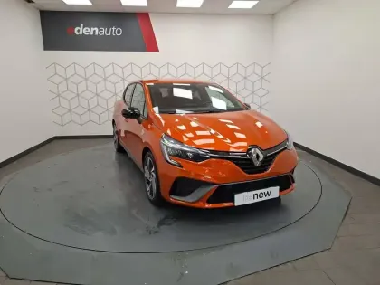 Photo 7 Renault Clio  E-Tech hybride 145