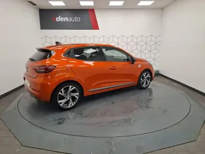 Photo 10 Renault Clio  E-Tech hybride 145