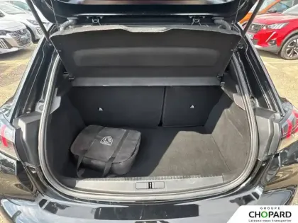 Photo 7 Peugeot 208  Electrique 50 kWh 136ch