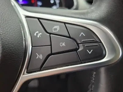 Photo 36 Renault Captur  Blue dCi 115 EDC
