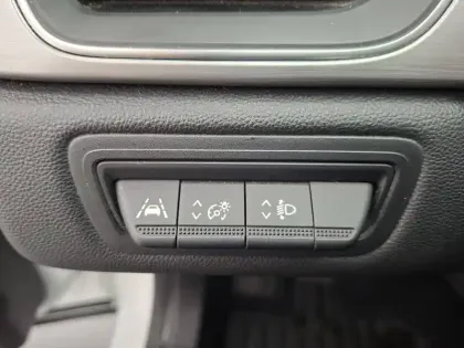 Photo 33 Renault Captur  Blue dCi 115 EDC