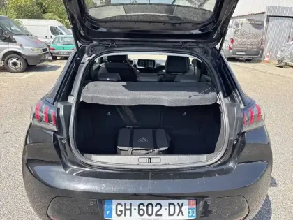 Photo 15 Peugeot 208  Electrique 50 kWh 136ch