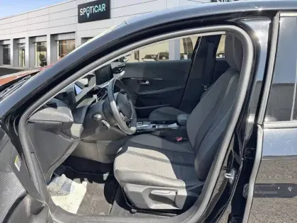 Photo 18 Peugeot 208  Electrique 50 kWh 136ch