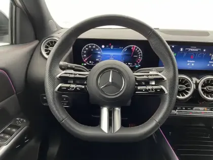 Photo 22 Mercedes GLA  250 e Hybrid EQ 8G-DCT