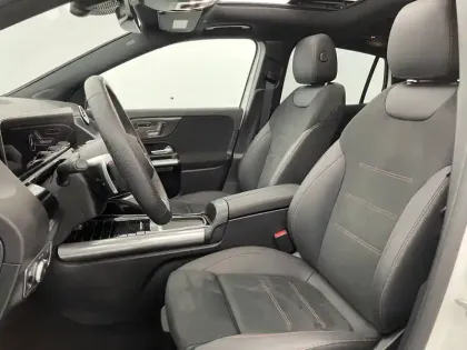 Photo 14 Mercedes GLA  250 e Hybrid EQ 8G-DCT