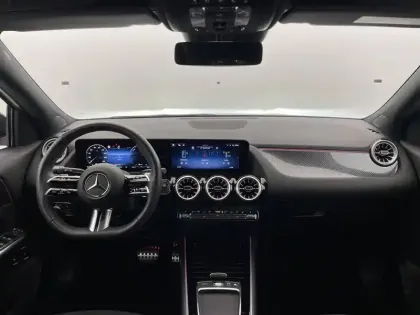 Photo 24 Mercedes GLA  250 e Hybrid EQ 8G-DCT