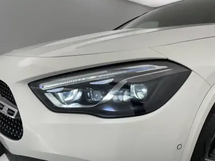 Photo 26 Mercedes GLA  250 e Hybrid EQ 8G-DCT